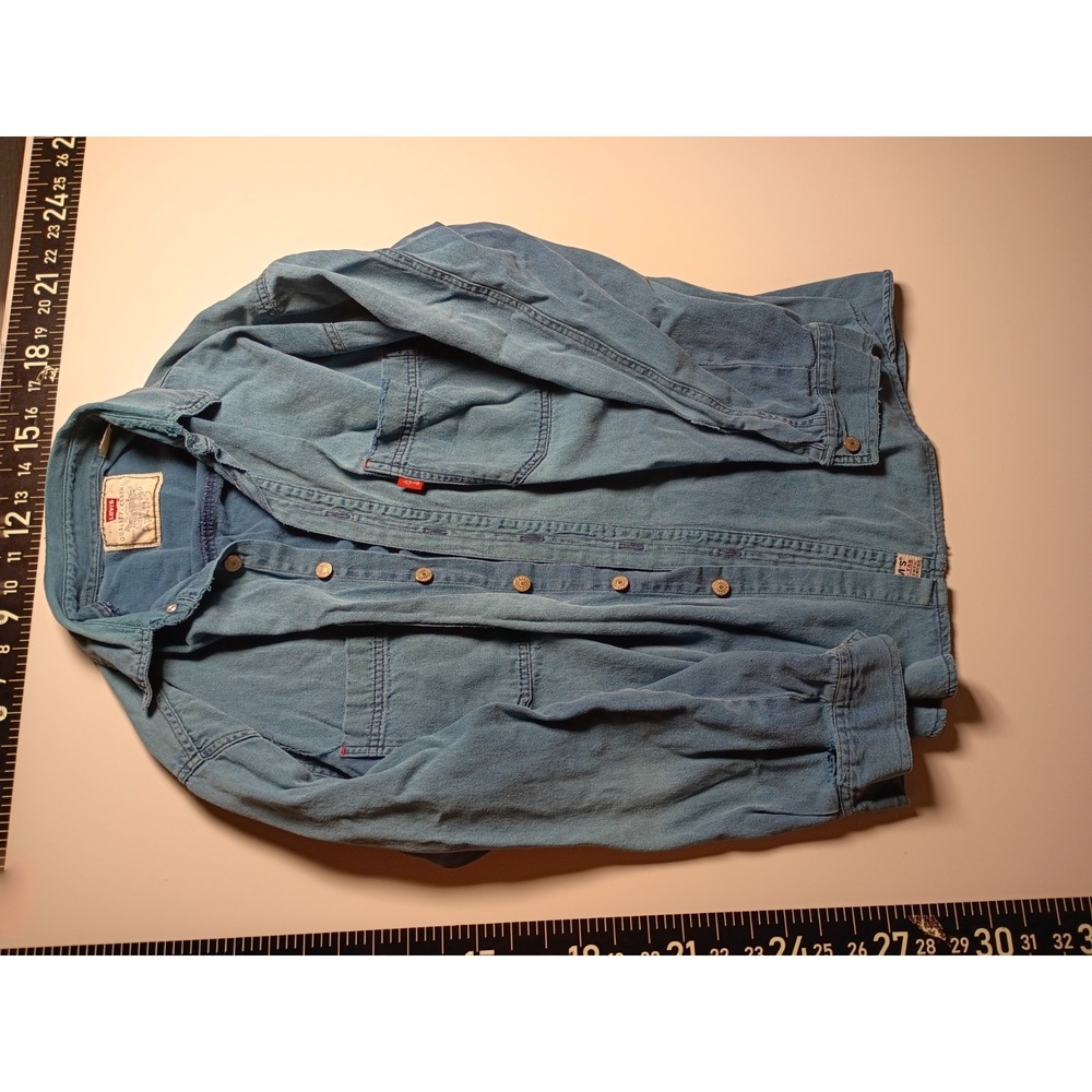 Vintage 90s Levis Size M  Blue Denim Shirt Mens Metal Buttons Red Tab Y2K